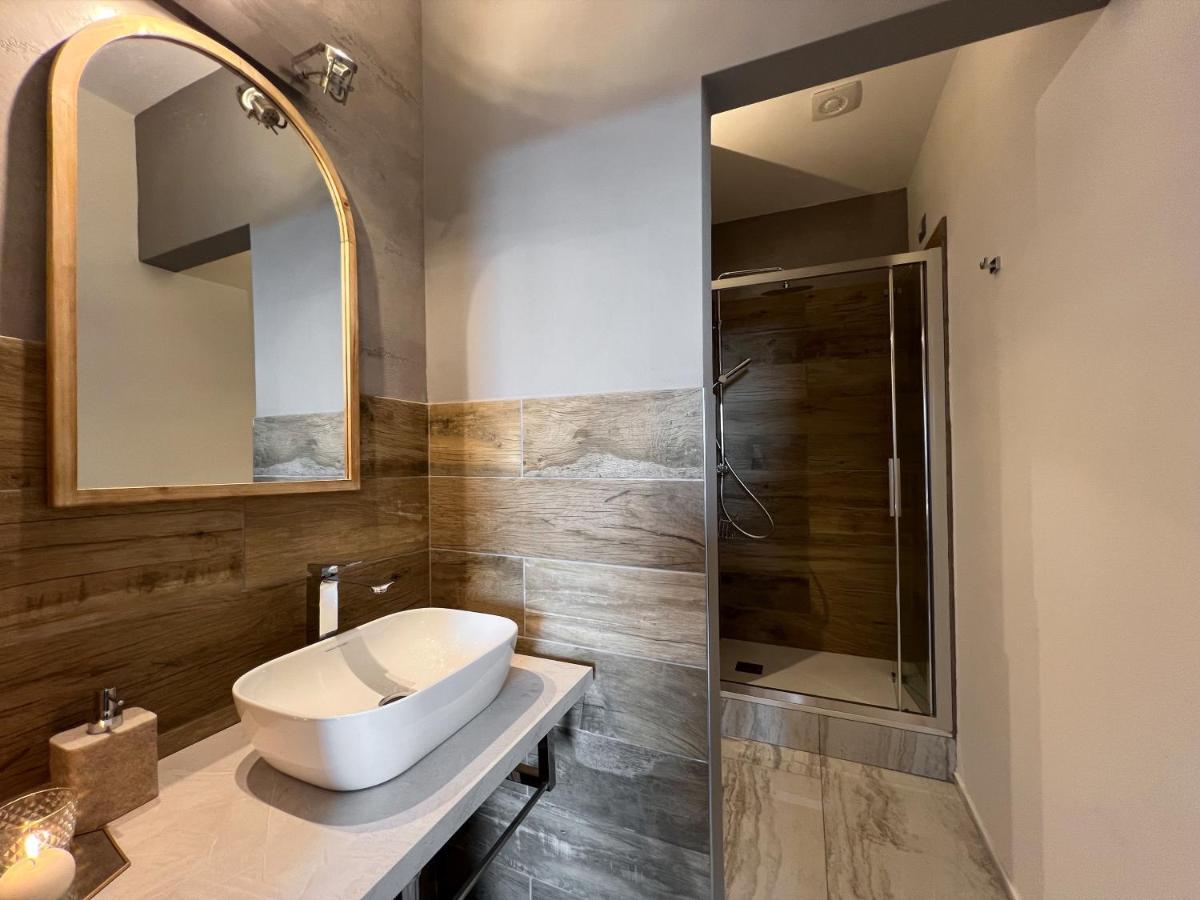Holy-Day Rooms Milano Екстериор снимка