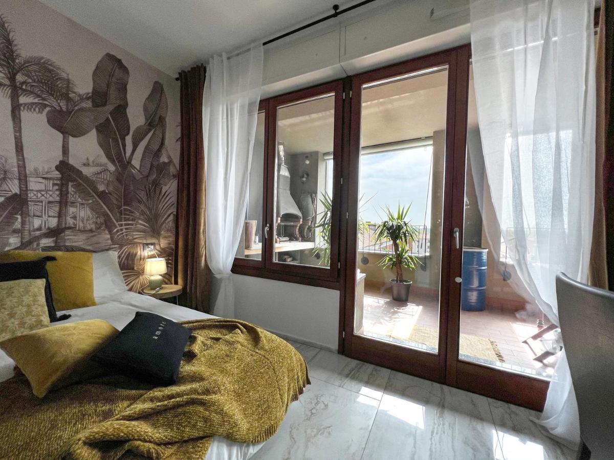 Holy-Day Rooms Milano Екстериор снимка