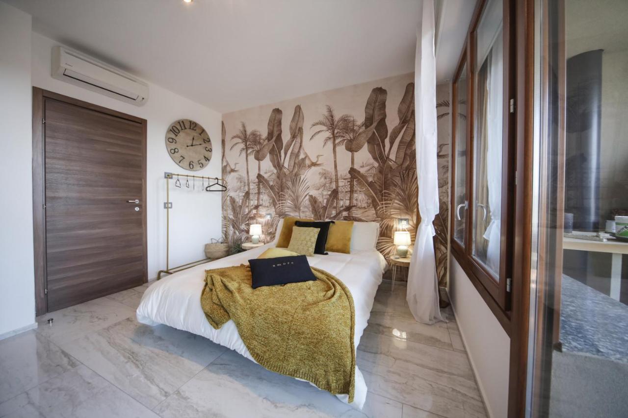Holy-Day Rooms Milano Екстериор снимка